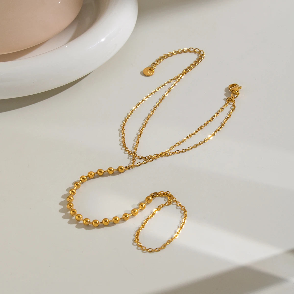 Goldene Handkette für Damen