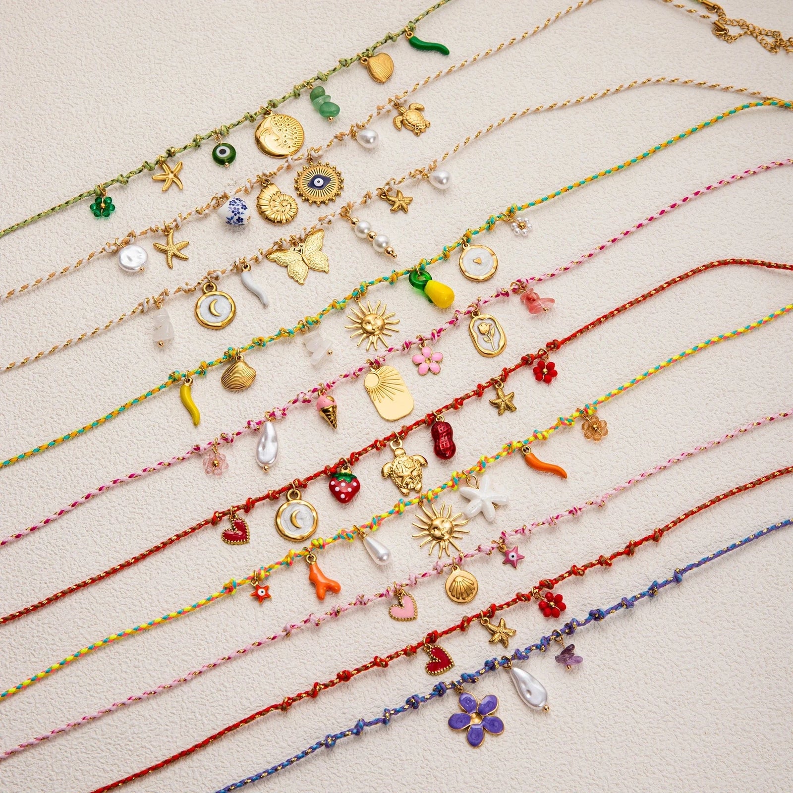 Halskette mit Mehreren Anhängern