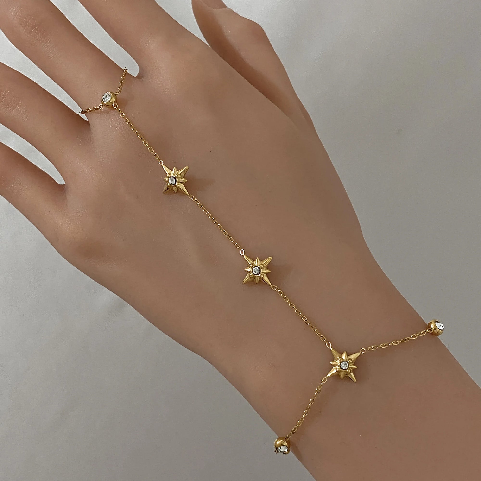 Bijou de Mains Etoile