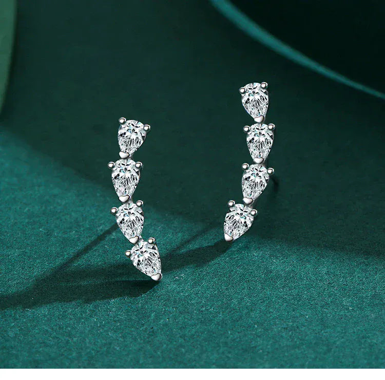 Boucles d&#39;Oreilles Montantes Strass