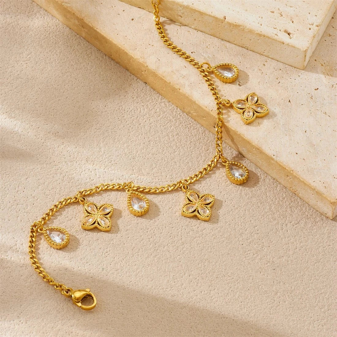 Bracelet avec Pendentifs Trefles