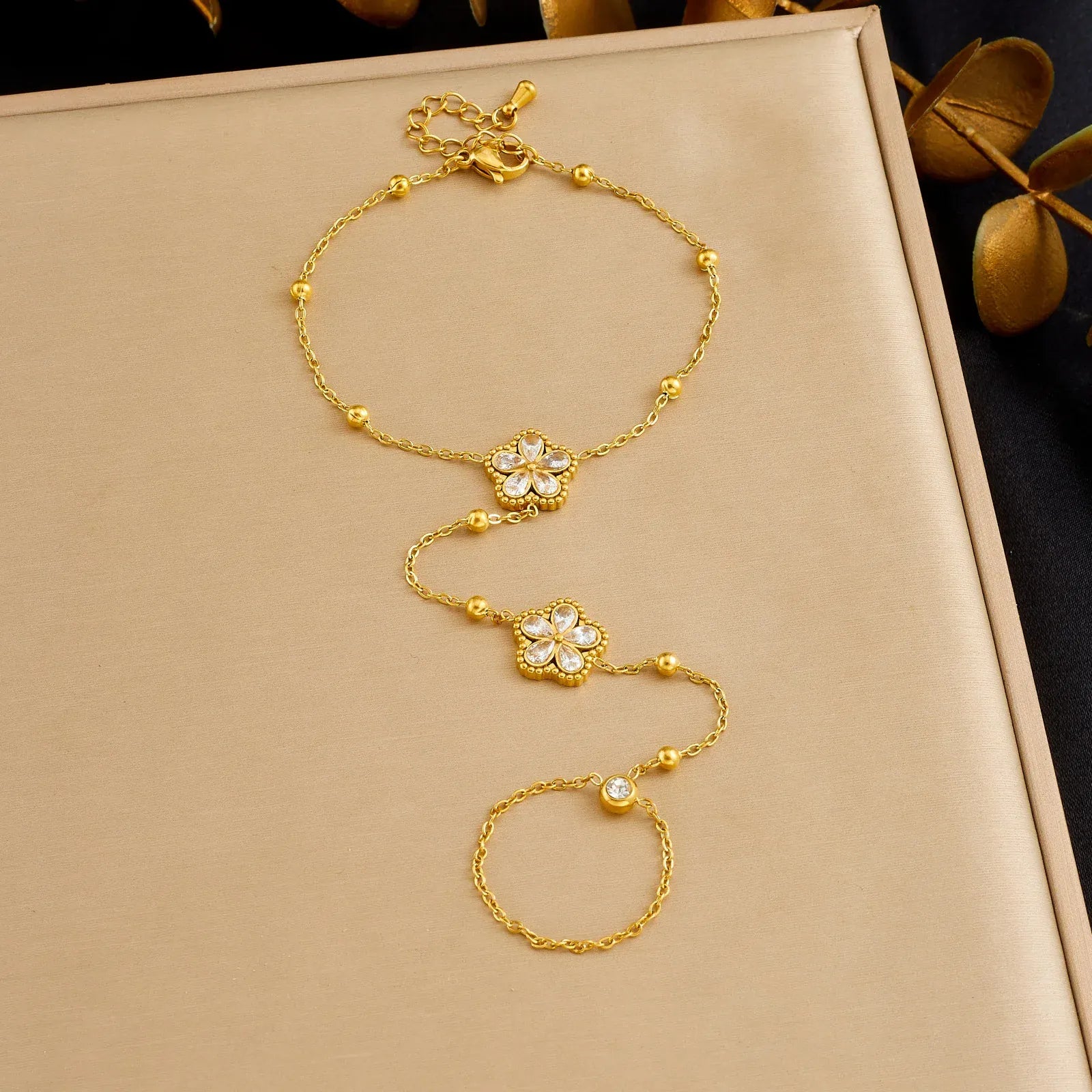 Bracelet de Main Fleurs