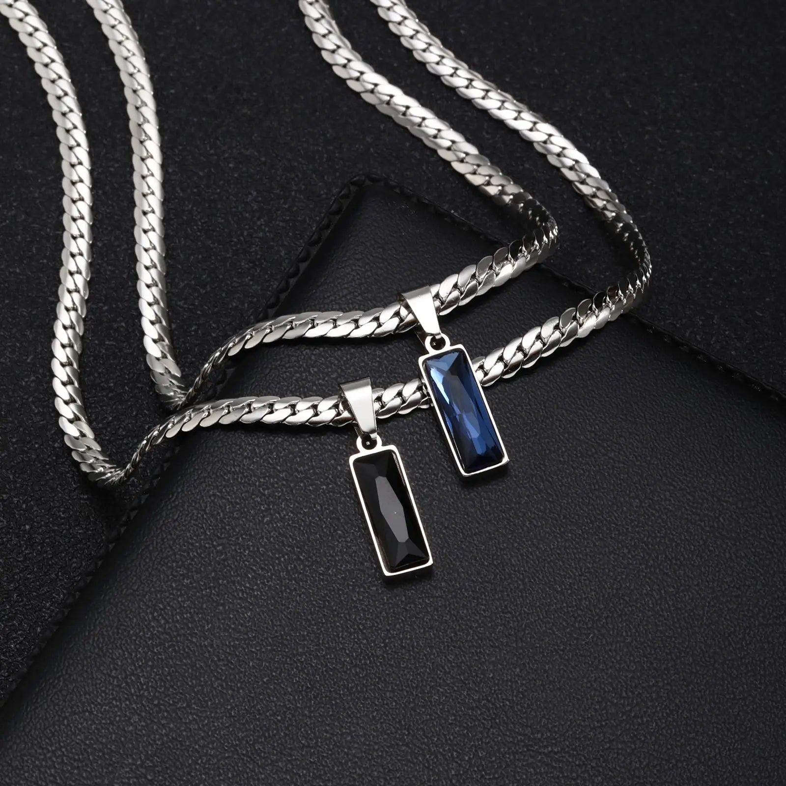 Collier Homme Noir et Argent