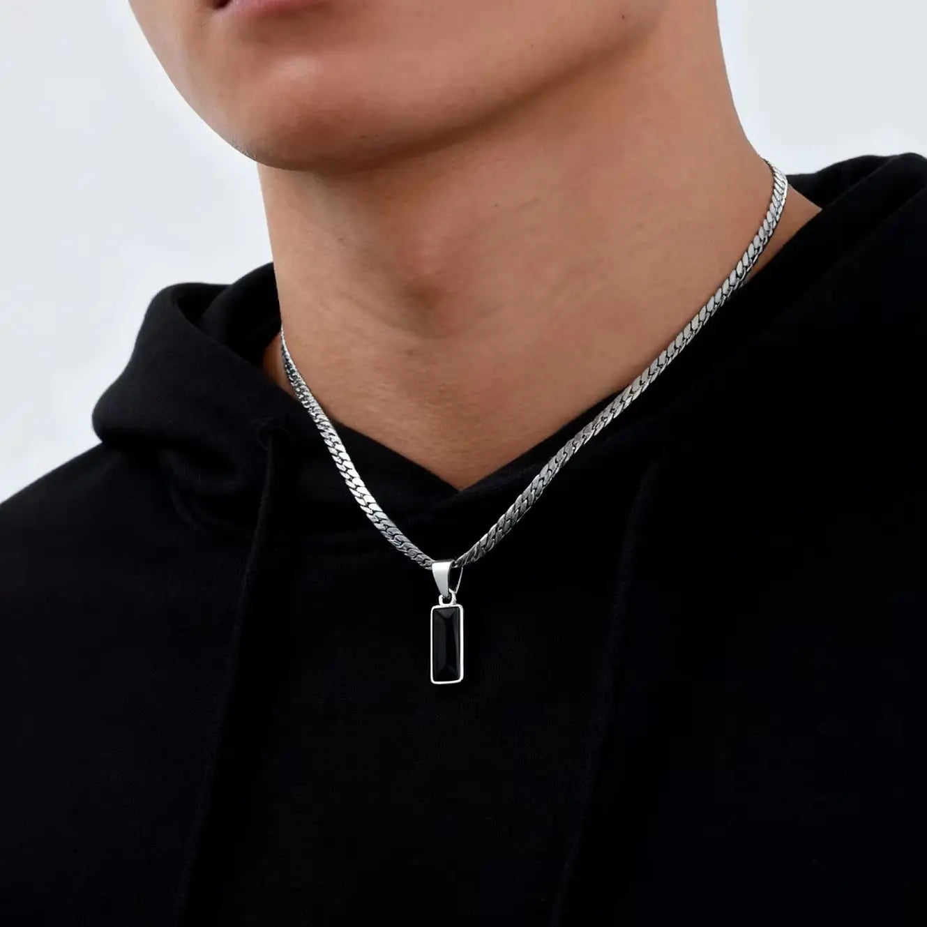 Collier Homme Noir et Argent