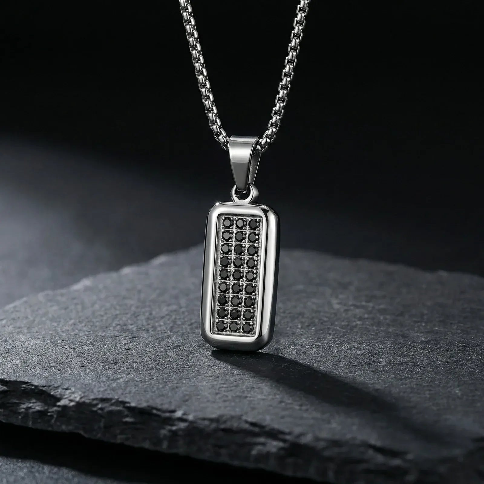 Collier Homme Pendentif Strass Noir
