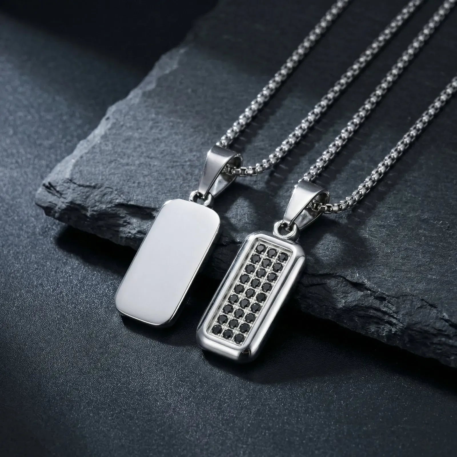 Collier Homme Pendentif Strass Noir
