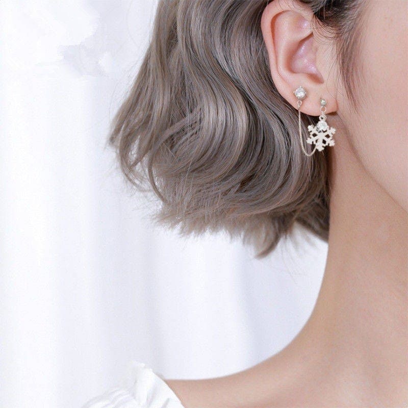 Boucle d&#39;oreille chaine flocon de neige