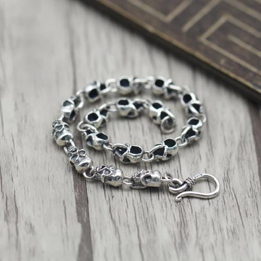 Bracelet Fin Tête De Mort en Argent Homme